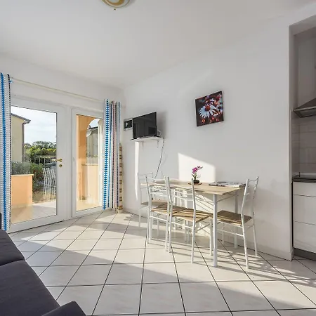 Hundefreundliches Nur 60 Meter Zum Mit Privatparkplatz, Klima, Wifi * Lovrečica