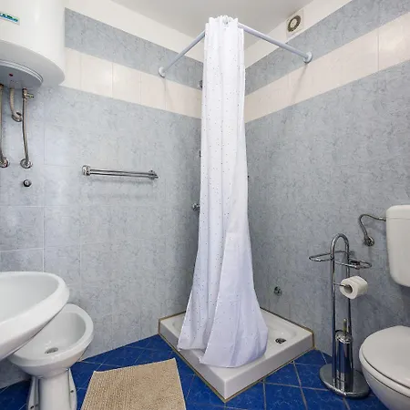 Διαμέρισμα Hundefreundliches Nur 60 Meter Zum Mit Privatparkplatz, Klima, Wifi *