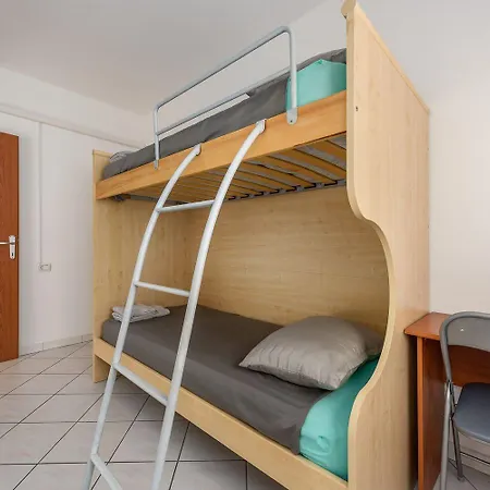 Hundefreundliches Nur 60 Meter Zum Mit Privatparkplatz, Klima, Wifi *